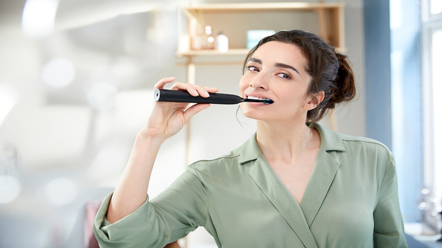 Sonic: scrubbing motions and Easy-Start function