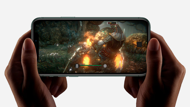 iPhone 11 Pro: AirDrop by pointing your iPhone at the recipient 