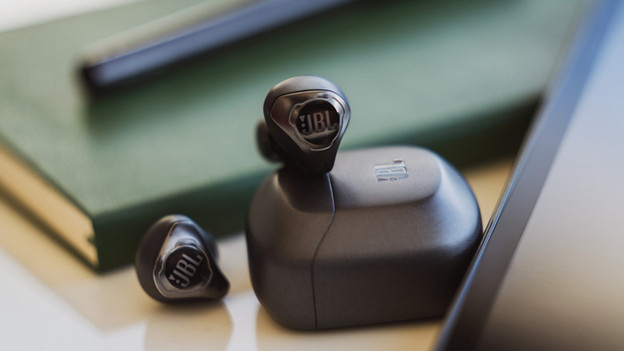 In-Ear-Kopfhörer mit Fast-Pair-Funktion