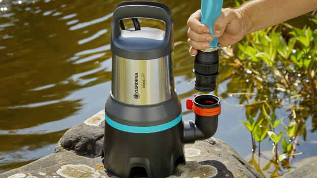 Tauchpumpe: Wasser wegpumpen