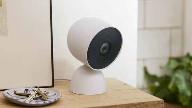 Google Nest Überwachungskamera mit Bild auf Google Nest Hub 2
