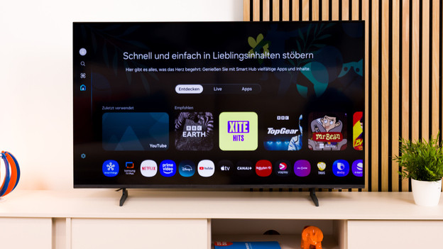 Expert uses the Tizen smart platform.