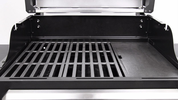 Brenner im Gasgrill reinigen 