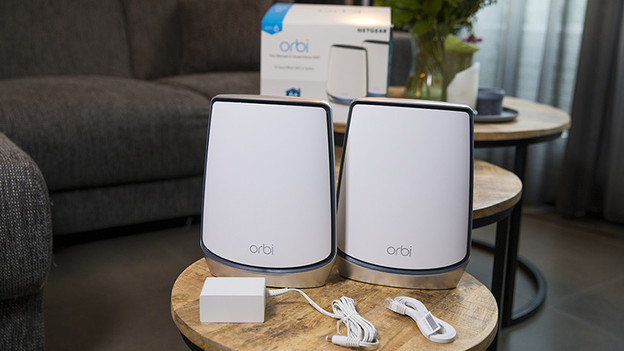 Setting up a mesh network Orbi