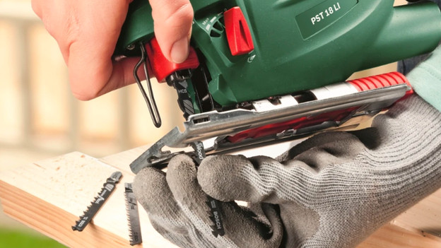 Stichsäge mit Netzstrom oder Akku