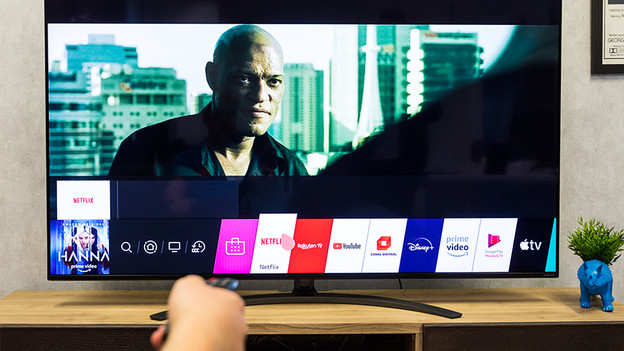 Smart menu webOS of the LG NANO866