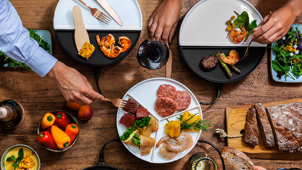 Raclette-Grill mit individuellen Tellern