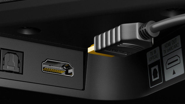 HDMI-Kabel im HDMI-Anschluss der Soundbar