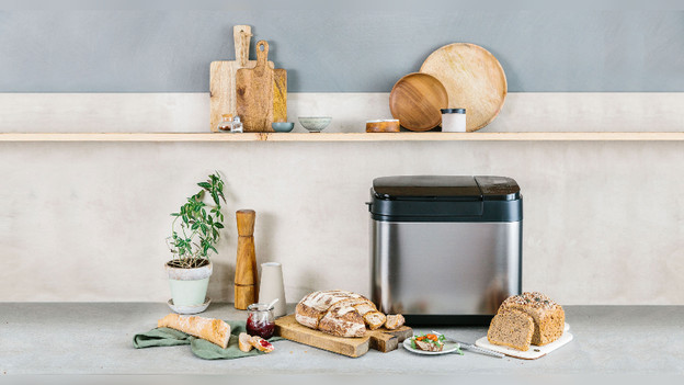 Bread maker: for homemade breads