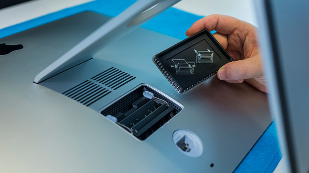 Cover memory slot Apple iMac