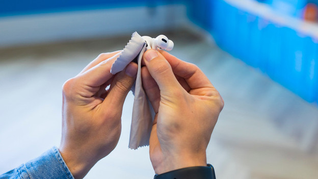 AirPods reinigen