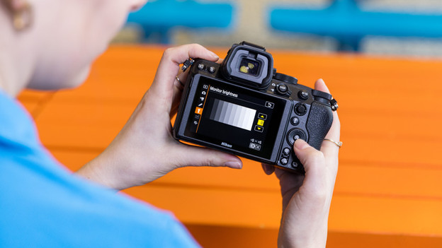 Displayhelligkeit einstellen