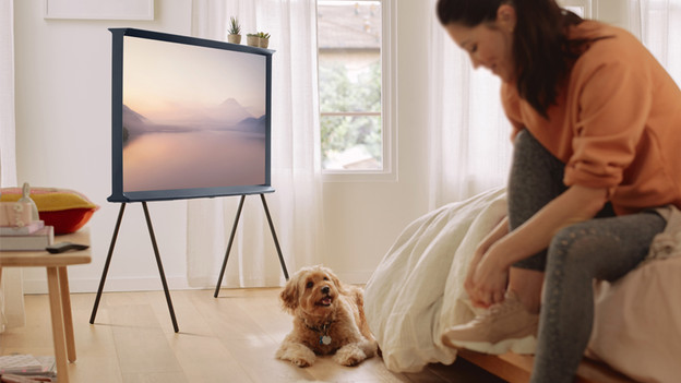 Samsung Serif QLED Ambient Mode