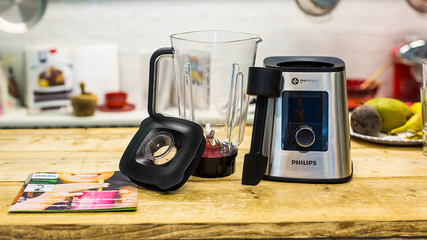 Standmixer mit großem Mixbehälter