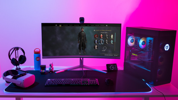 VR-Brille bei Gaming-PC-Setup