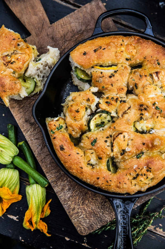 Le Creuset Round Skillet Frying Pan 23cm Matte Black product in use