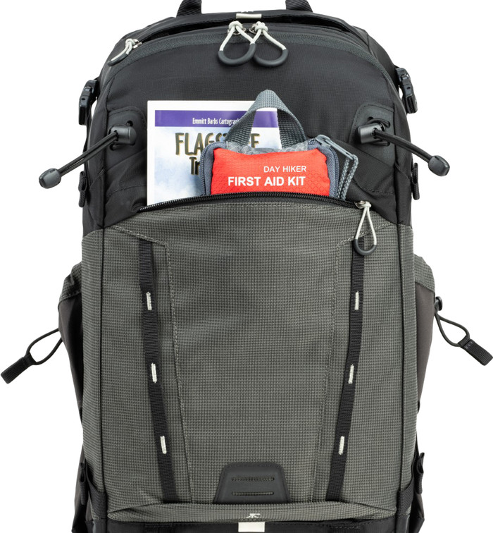Think Tank BackLight 18L Slate Black vorne
