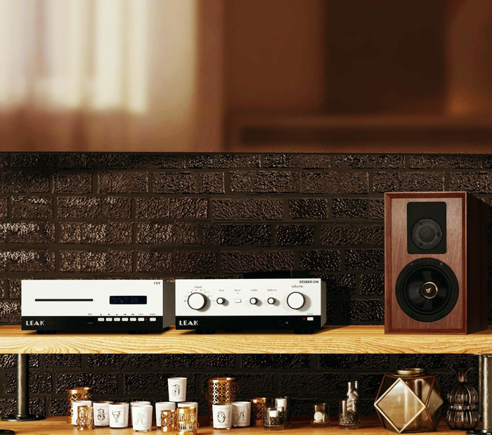 LEAK Stereo 230 Silber produkt in gebrauch