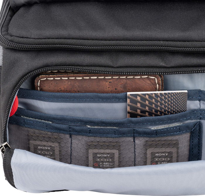 Think Tank Mirrorless Mover 25 Cool Grey innen
