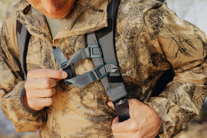 Peak Design Travel Backpack 30L Ocean product in use