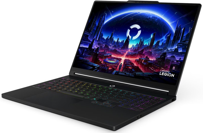 Lenovo Legion 5 OLED 15IPH11 - 15,3" - Intel Core Ultra 7 - 32GB RAM/1TB SSD - RTX 5060 vorne