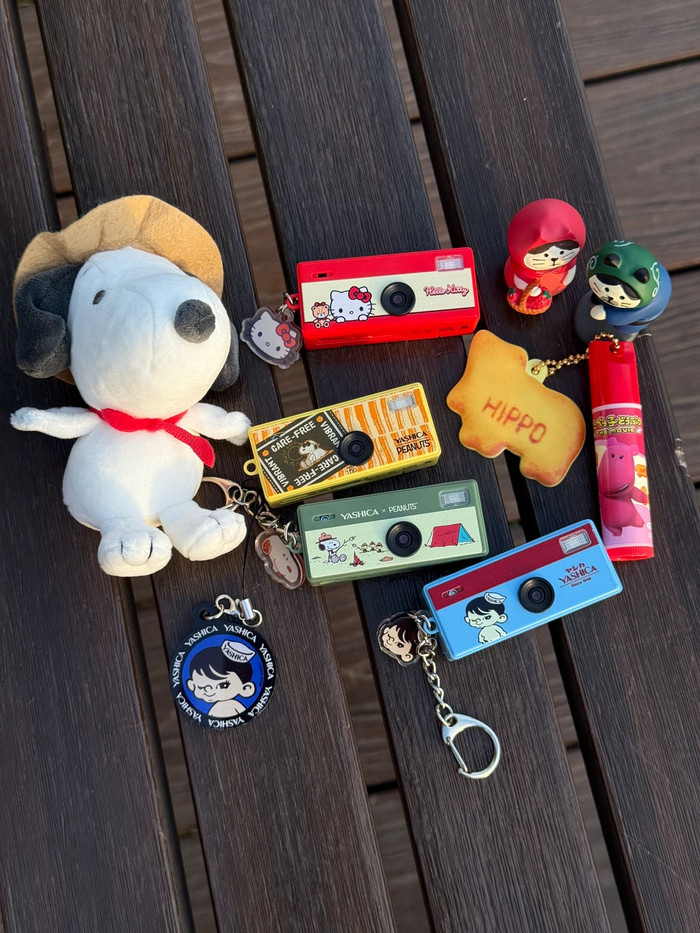 Yashica Funtastic Keychain Camera Boy Adventure product in use