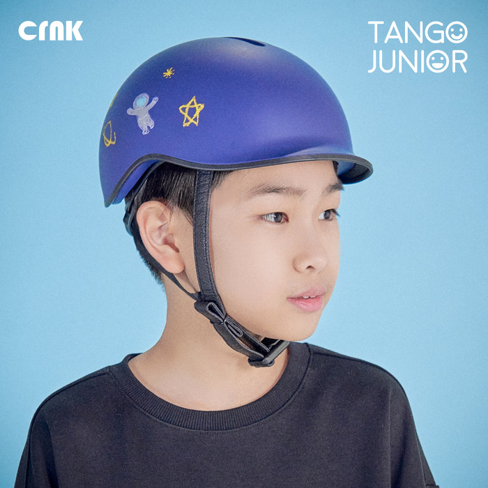 CRNK Tango Junior Navy Blue product in use