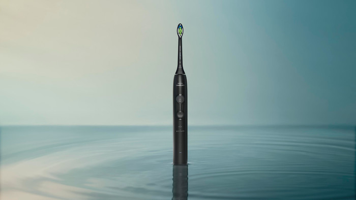 Philips Sonicare 4100 Series HX4042/52 Schwarz produkt in gebrauch