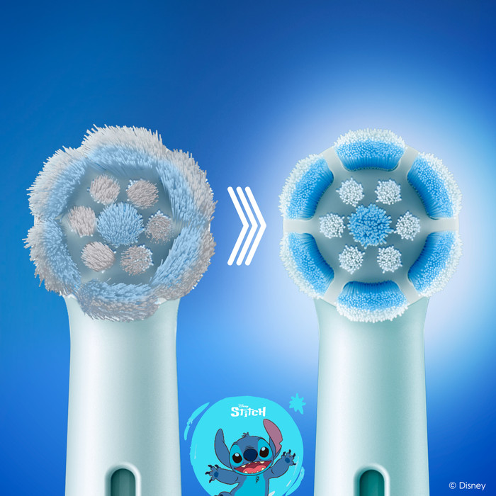 Oral-B iO Sanfte Reinigung Stitch (2 Stück) produkt in gebrauch