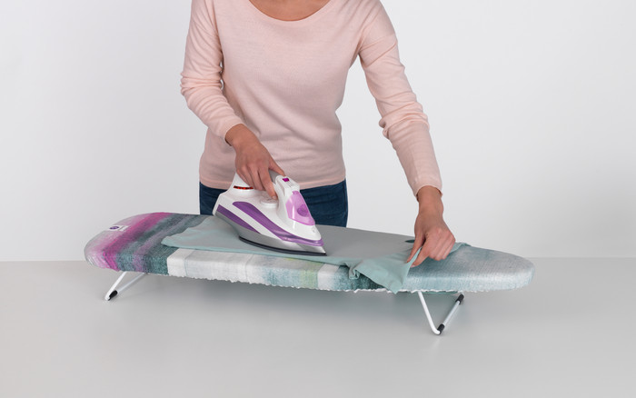 Brabantia Table Ironing Board S 95x30cm Morning Breeze product in use
