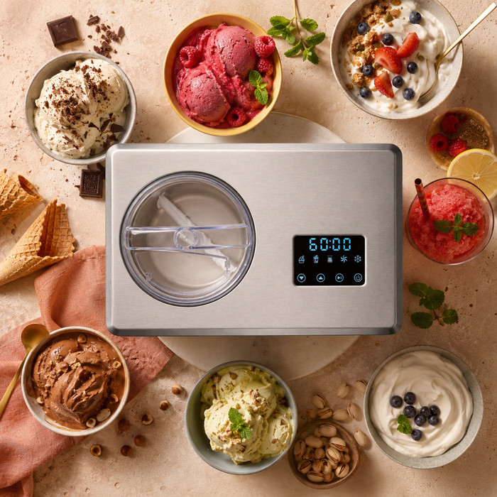 SOLIS Gelateria Pro Touch 3-in-1 8506 product in use