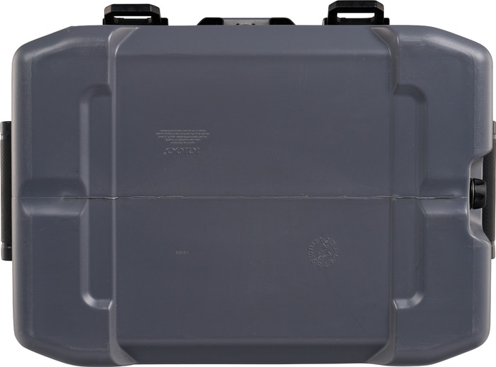 Igloo Trailmate 50QT Carbonite Cooler bottom