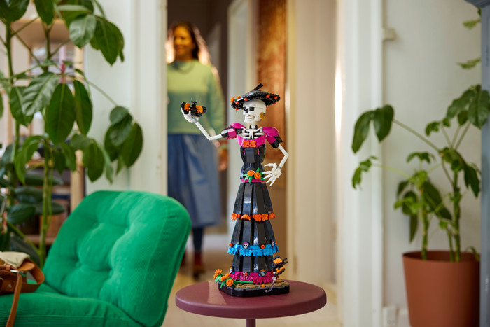 LEGO Ideas La Catrina 21372 produkt in gebrauch