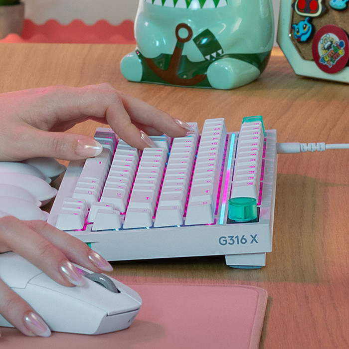 Logitech G316 X 75 Gaming-Tastatur Weiß Qwertz produkt in gebrauch