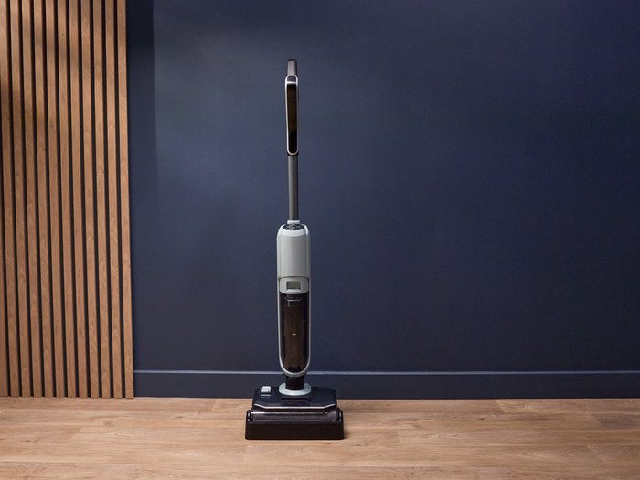 Rowenta X-Clean 3 GZ4011 product in use