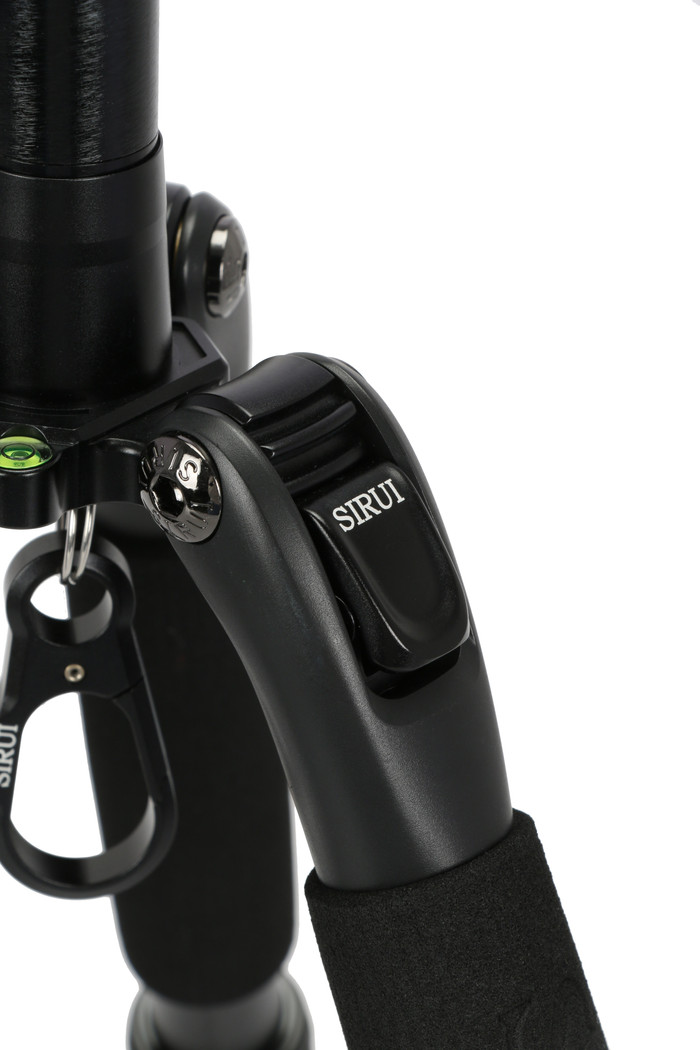 Sirui UltraLight T-005SK + B-00K Black detail