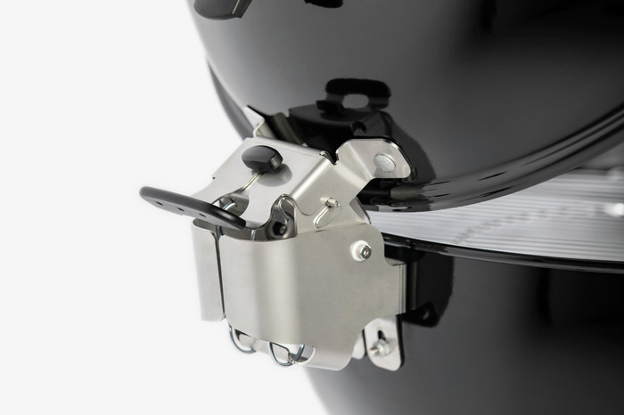 Weber Master Touch Premium E-5770 Black detail