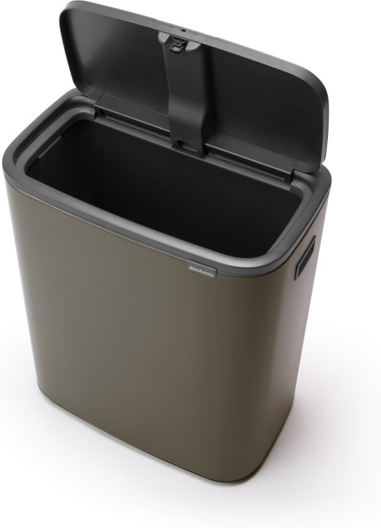 Brabantia Bo Touch Bin 60L Platinum detail