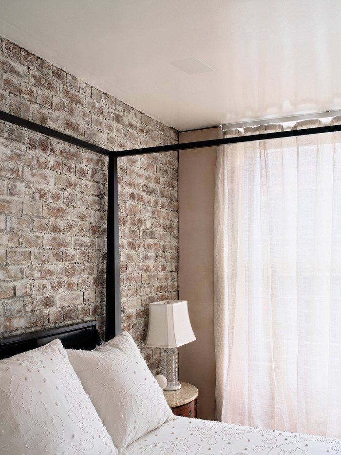 Bowers & Wilkins CCM362 Black (per pair) null