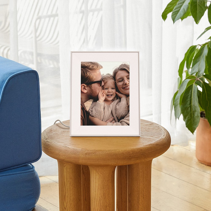 Aura Frames Aspen White product in use