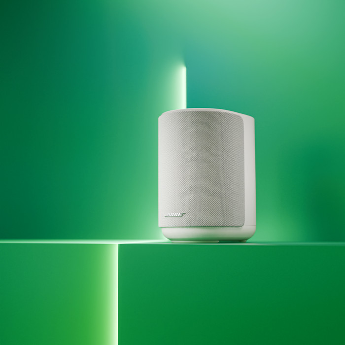 Bose Lifestyle Ultra Speaker White product in use
