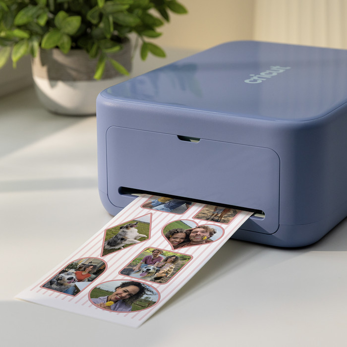 Cricut Fotoset für StickerPix Print + Cut produkt in gebrauch