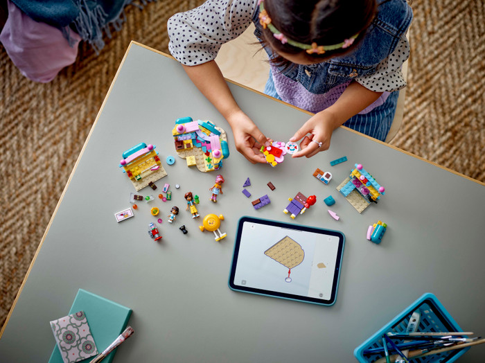 LEGO Friends Heartlake City Süßwarenladen 42649 produkt in gebrauch