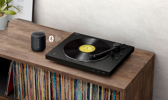 Sony PS-LX310BT product in use