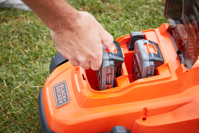 BLACK+DECKER BCMW3318N (ohne Akku) detail