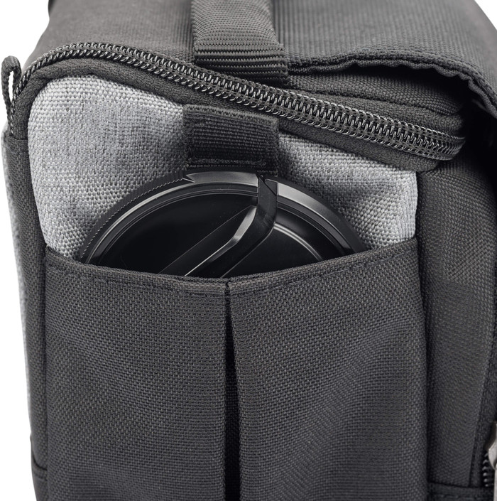 Think Tank Mirrorless Mover 10 V2 Cool Gray detail