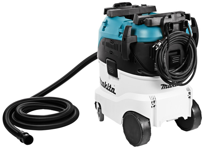 Makita VC4210L vorne
