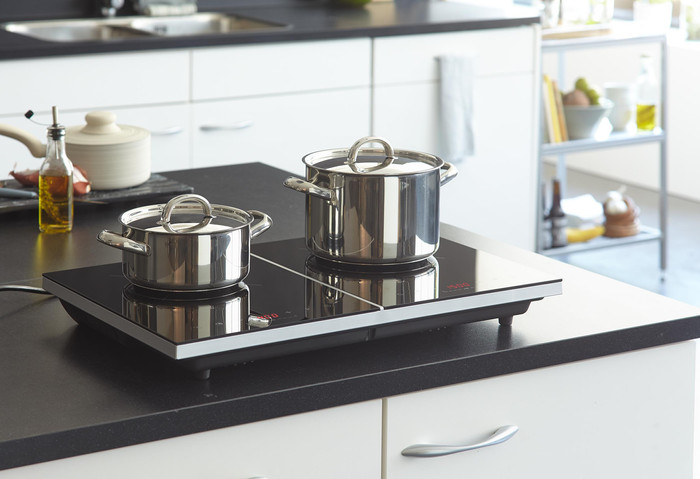 ETNA KIV12ZIL product in use