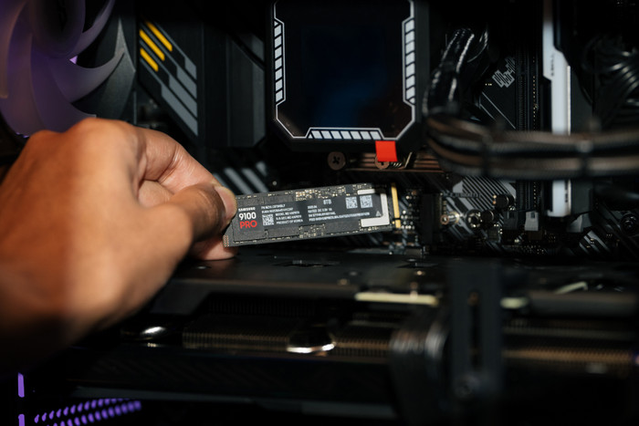 Samsung 9100 Pro 1TB PCIe 5.0 M.2 SSD produkt in gebrauch