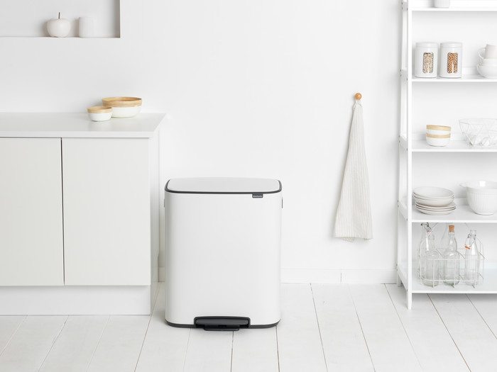 Brabantia Bo Pedal Bin 60L White product in use
